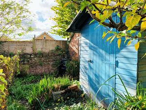 Shed- click for photo gallery